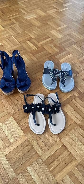 Damenschuhe: Sandalen zu verkaufen  – Gebraucht aus Münchenstein von mta_2wyb