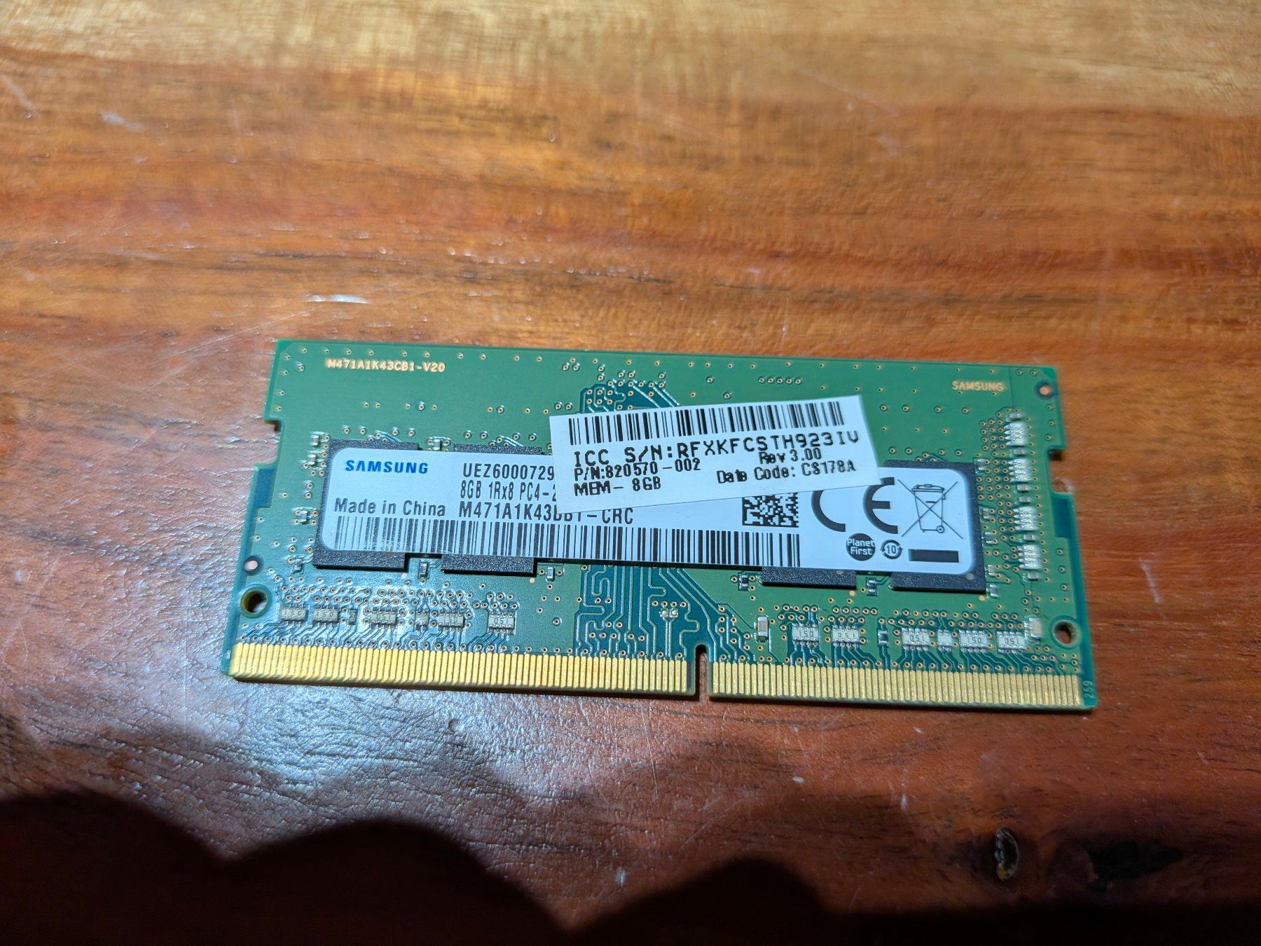Samsung Memory / RAM: Samsung DDR4 8GB SODIMM RAM – Gebraucht aus Amriswil von hardware_uschi
