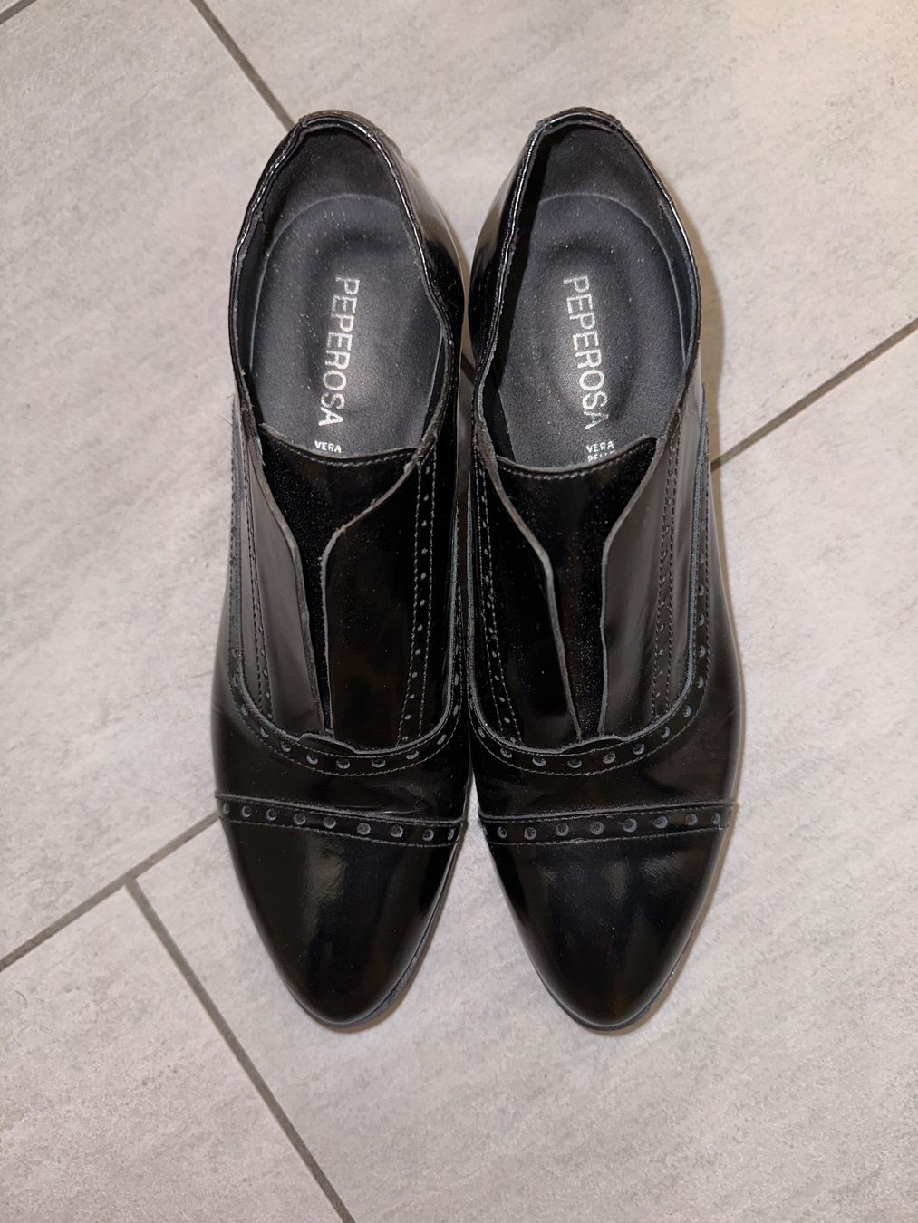 Scarpe da donna: PEPEROSA DAMEN SCHUHE GRÖSSE 37 – Usato da Basel venduto da ros_sb8c