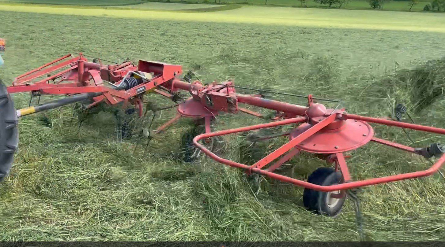 Alle Maschinen: Kreiselheuer Kuhn Digidrive 5001 gezogen – Gebraucht aus Holziken von greenbull52