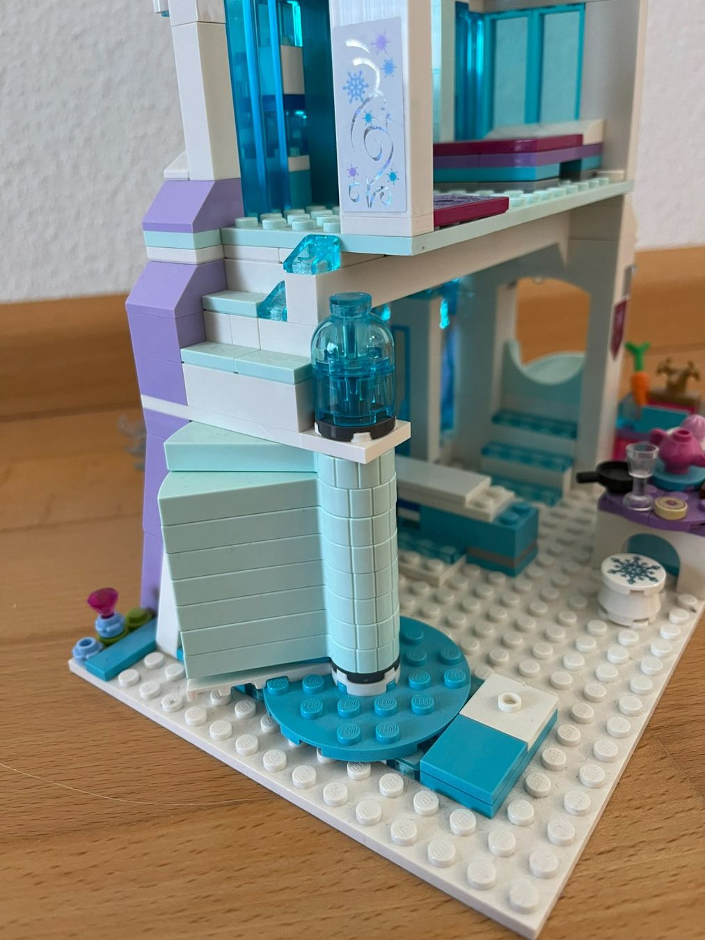 Lego Kit di costruzioni: Lego 43172  - Elsas magischer Eispalast – Usato da Muttenz venduto da Juvenile33 4