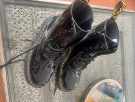 Stiefel Dr. Martens schwarz Lackoptik Grösse  39 UK 6