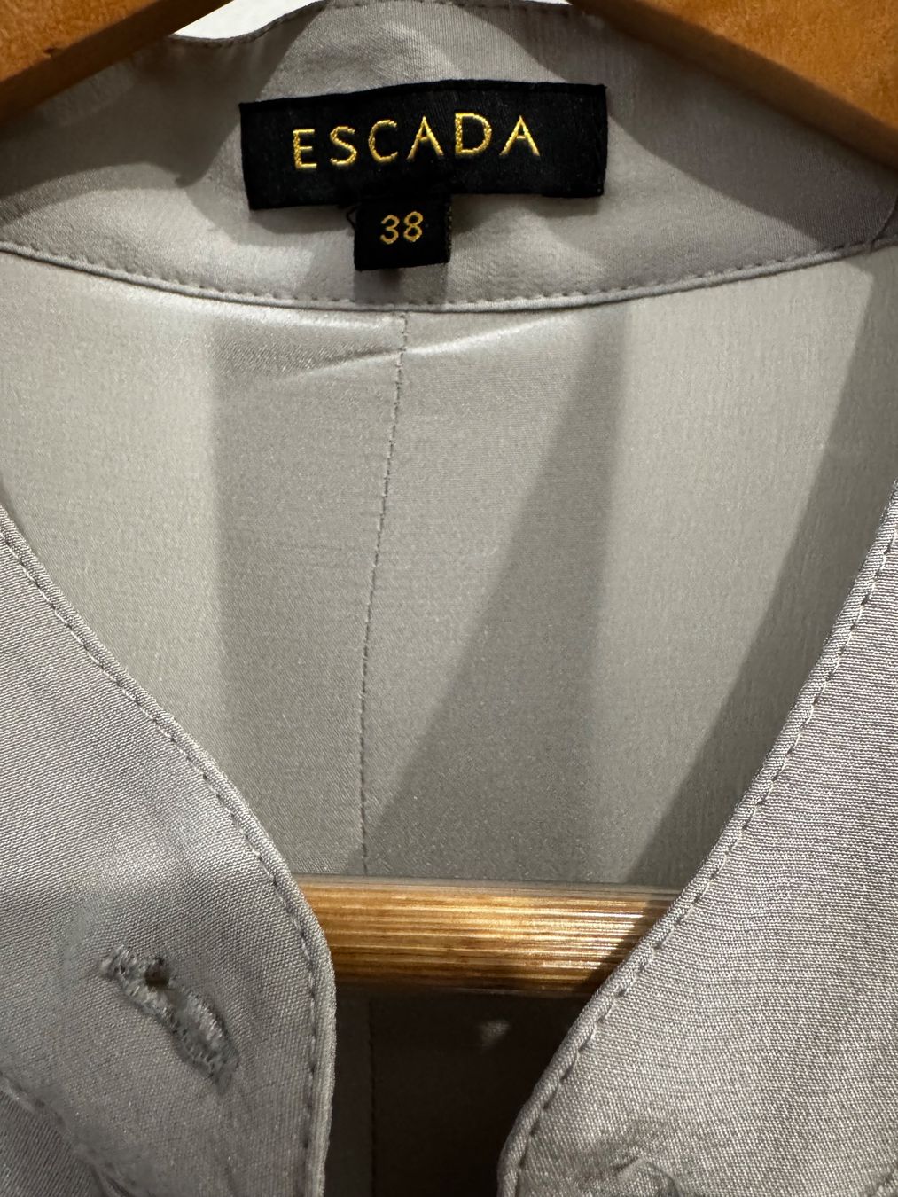 Escada Blusen: Blouse Escada – Neu (gemäss Beschreibung) aus Echichens von unideks 3