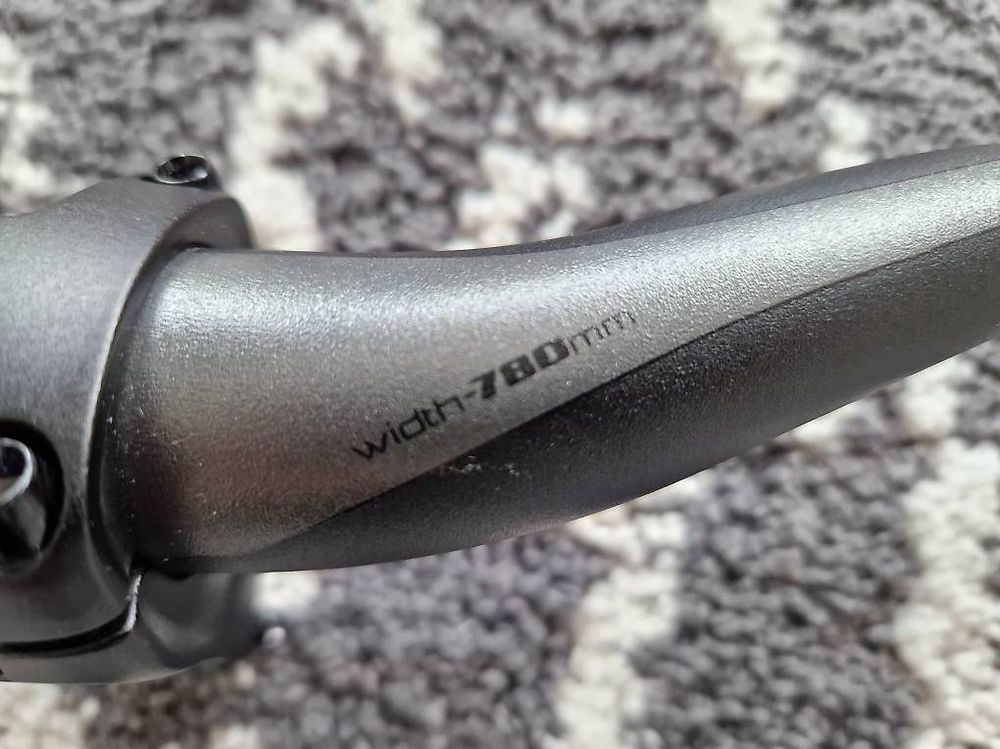 Specialized Pièces détachées: Specialized Levo Bike Handle Bars and Stem – Neuf (Voir description) à Hergiswil NW par luc_b5pz 1