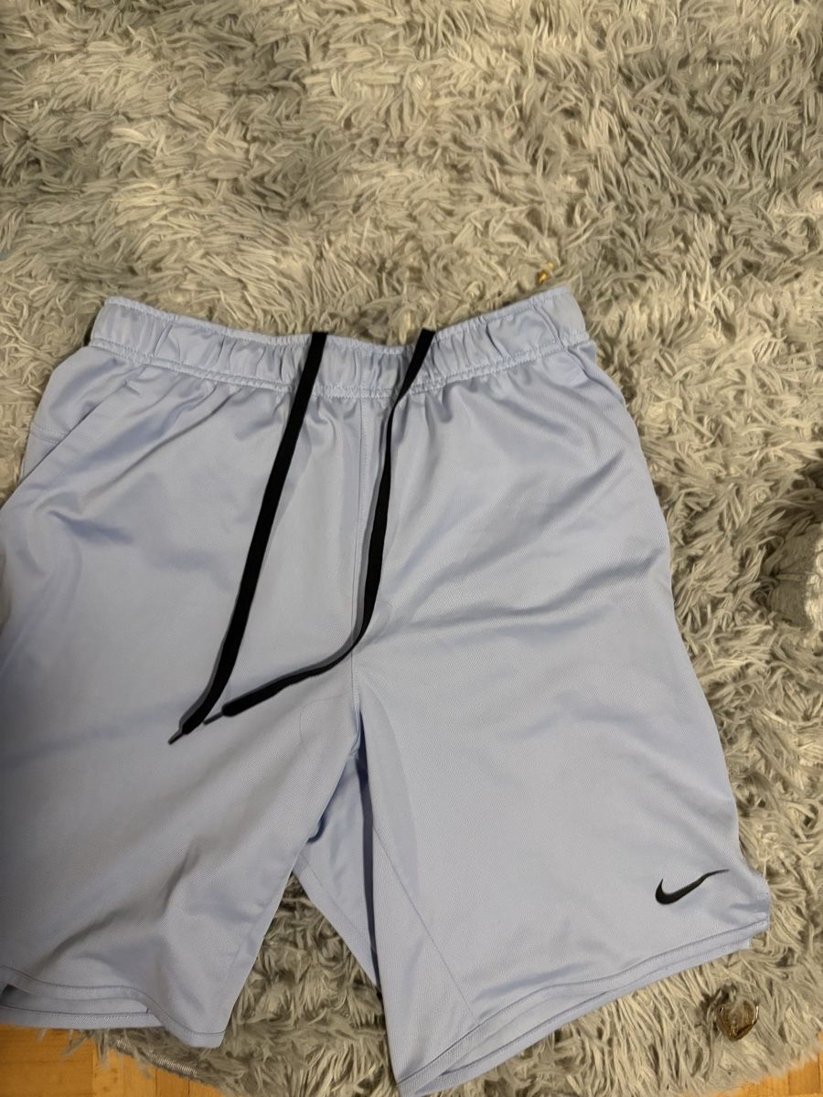 Nike Pantaloni: Nike Sport Hose – Nuovo (secondo la descrizione) da Basel venduto da pau_s6pv