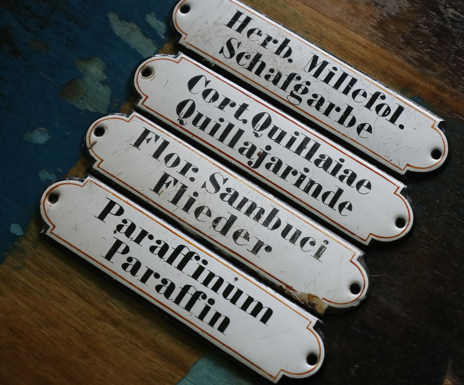 Insegne: 4x Emailschild "Tee" 2 – Usato da Birrwil venduto da brandschatz_birrwil 1