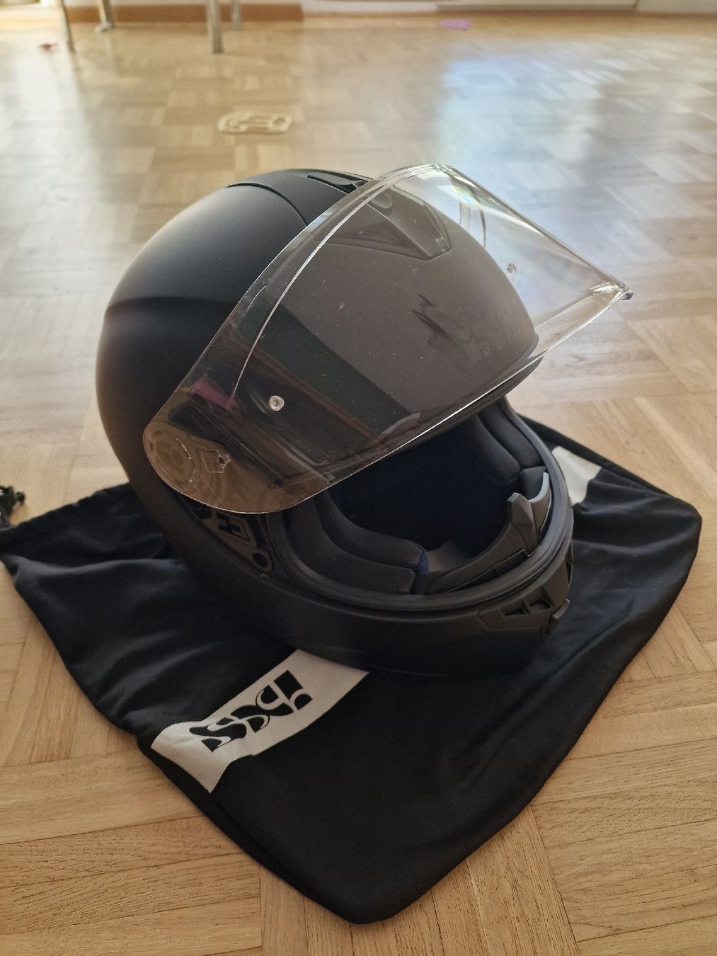 IXS Caschi & visiere: Casco Moto IXS. – Usato da Vessy venduto da Bruce85