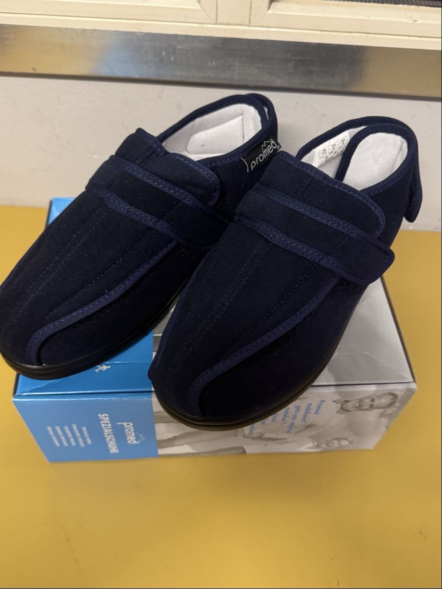 Scarpe da uomo: Promed Spezialschuhe Grösse 41 neu – Nuovo (secondo la descrizione) da Schlieren venduto da Freundlich02 2