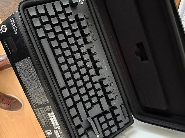 Tastiere: Logitech Pro X Tkl Lightspeed – Usato da Grand-Lancy venduto da and_8m52