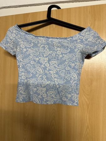 Miss Selfridge Crop Top, Gr. 36, Hellblaues Blumenmuster🌸