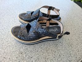Sandalen geflochten