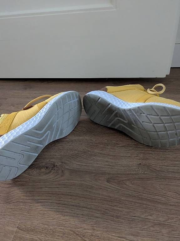 Scarpe da donna: Schuhe Grösse 39 – Usato da St. Gallen venduto da tj19 2