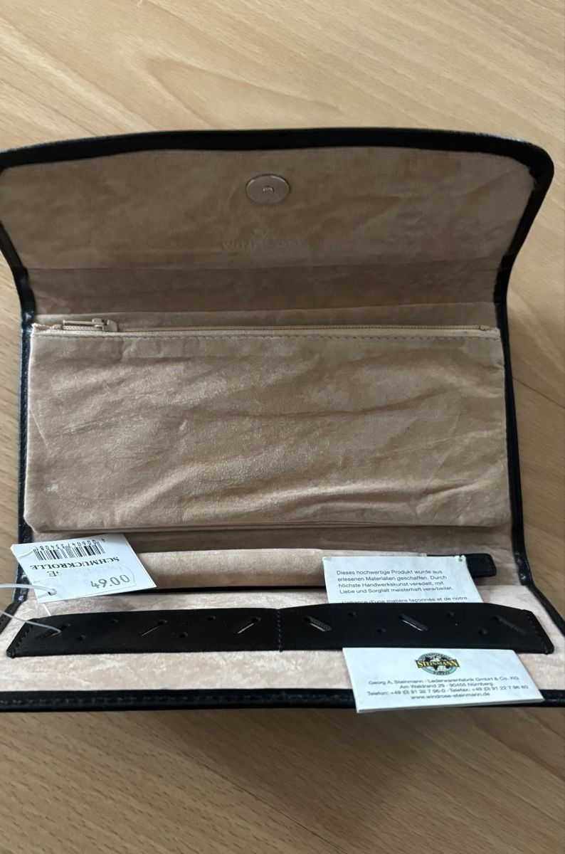 Portefeuilles: Portemonnaie  – Neuf avec emballage d'origine à Bern par ela_hz6w 1