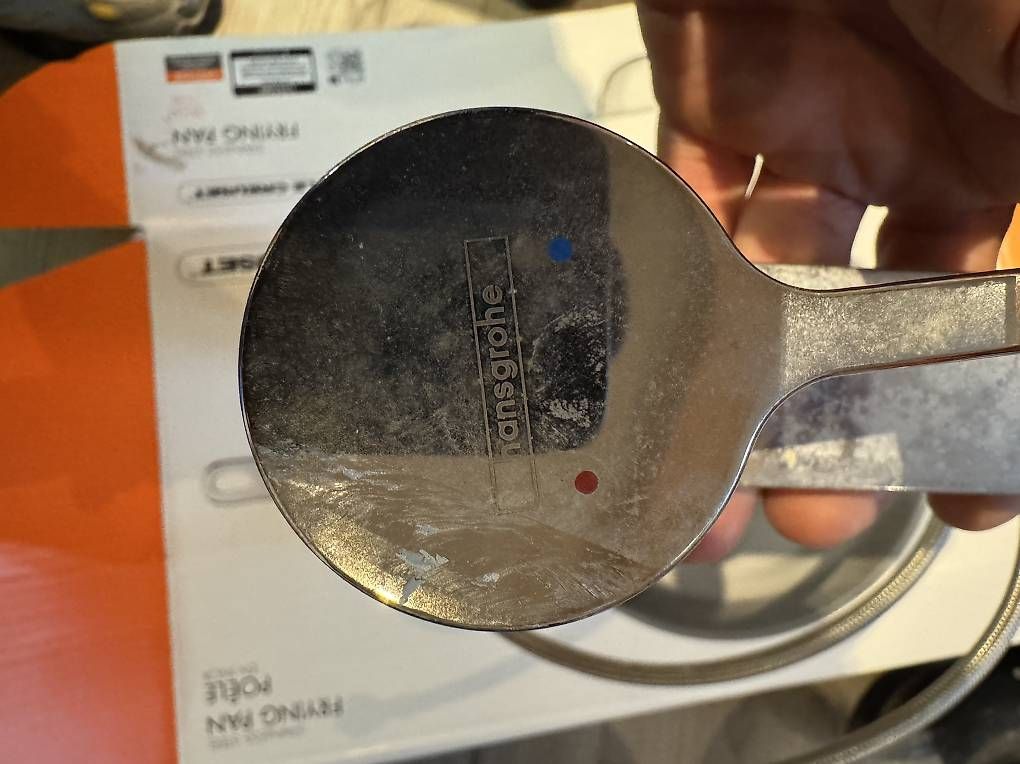Lavabi & lavandini: Lavabo vasque avec robinet 100.- – Usato da Ste Croix venduto da Barjot 3