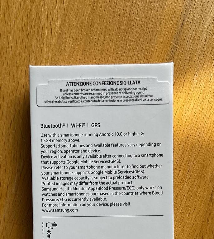 Samsung Smartwatch: Samsung Watch 6 - Weiss / Gold – Usato da Salmsach venduto da fireeagle9403 2
