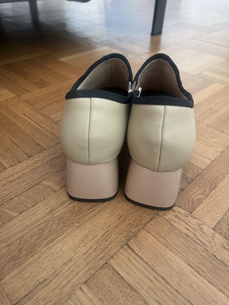 Scarpe da donna: Chaussures bottines 36 – Nuovo (secondo la descrizione) da Bellevue venduto da utilisatratice 2