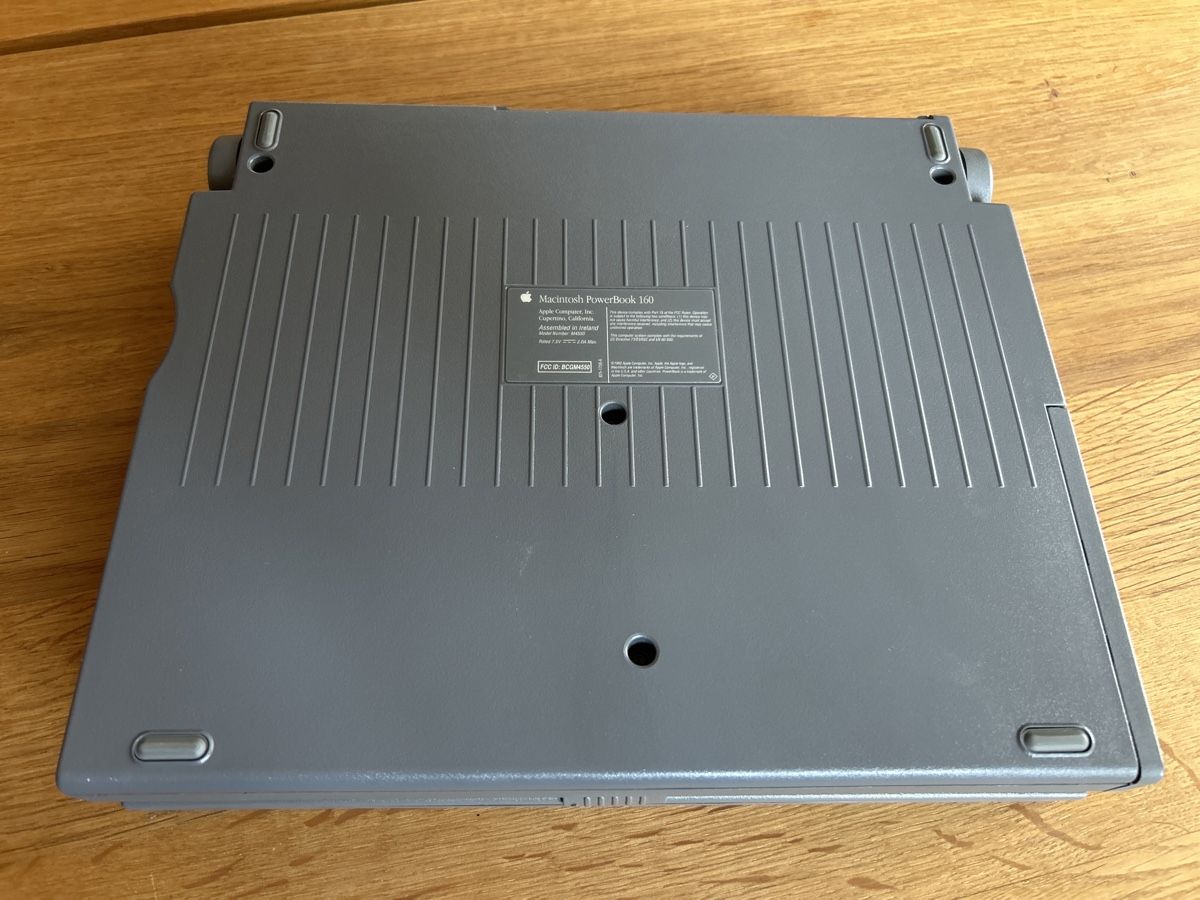 Apple Notebooks: Apple Macintosh PowerBook 160 – Defekt aus Elsau von  5