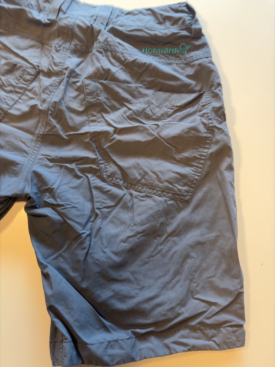Norrøna Pantaloni: Norrona bitihorn lightweight shorts, size s – Usato da Nyon venduto da tor_6gr5 6