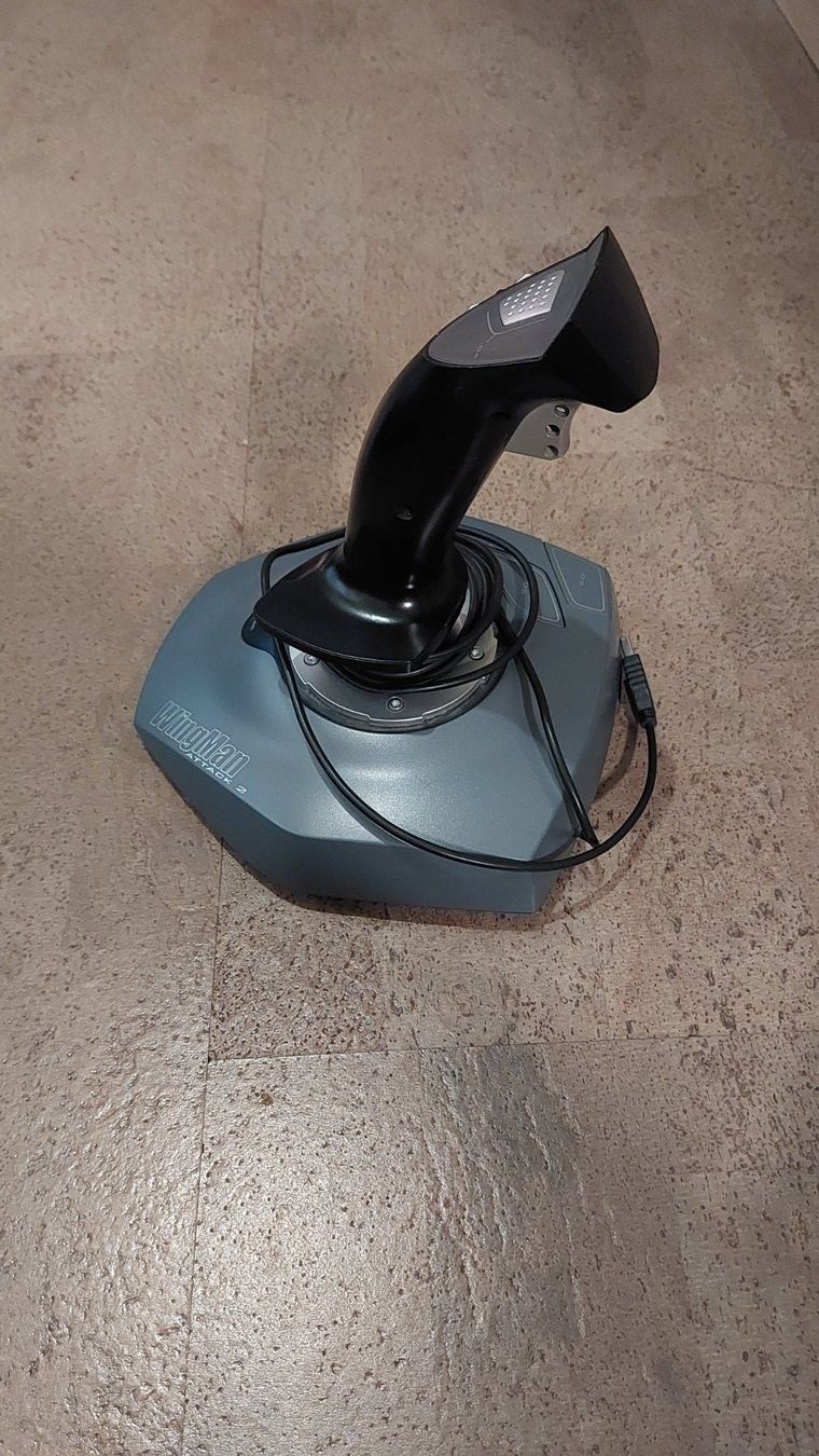 Logitech Manettes: Logitech - WingMan Attack 2 Joystick Controller – D'occasion à Visp par WinWin247 2