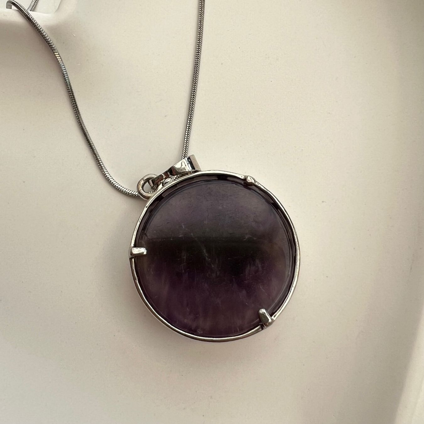 Ciondoli: Gros pendentif en améthyste - soleil & lune – Nuovo e nell'imballaggio originale da Pully venduto da sunaddict 4