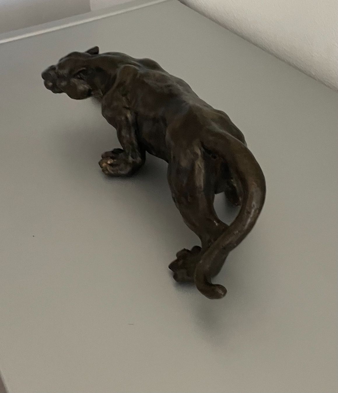 Figurines: Bronzefigur schleichender Panther, sign. Milo – D'occasion à Dietlikon par Porlezza 2