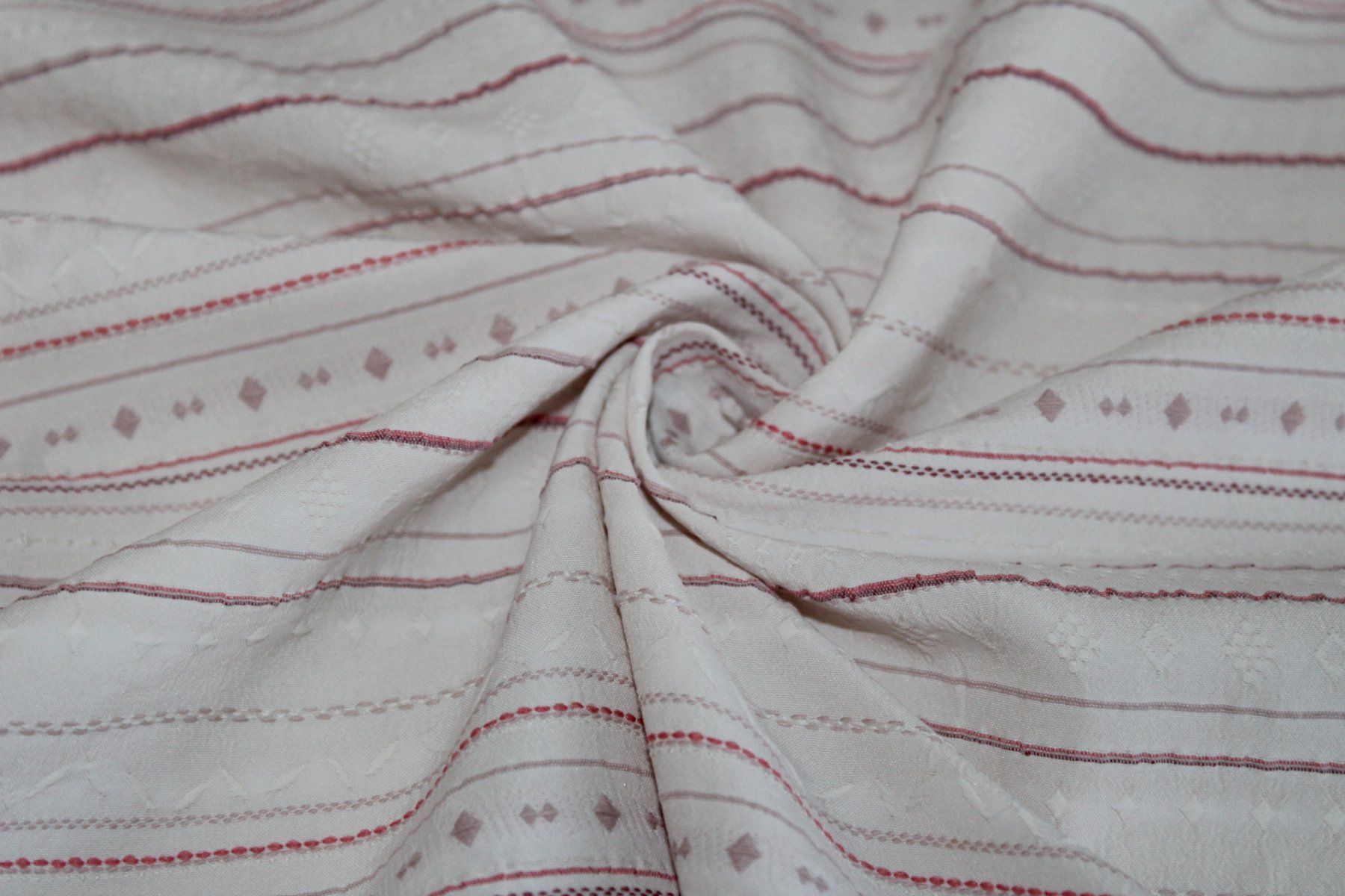 Tessuti: Stoff Kleiderstoff Jacquard ecru/altrosa – Nuovo (secondo la descrizione) da Obfelden venduto da solomon111 1