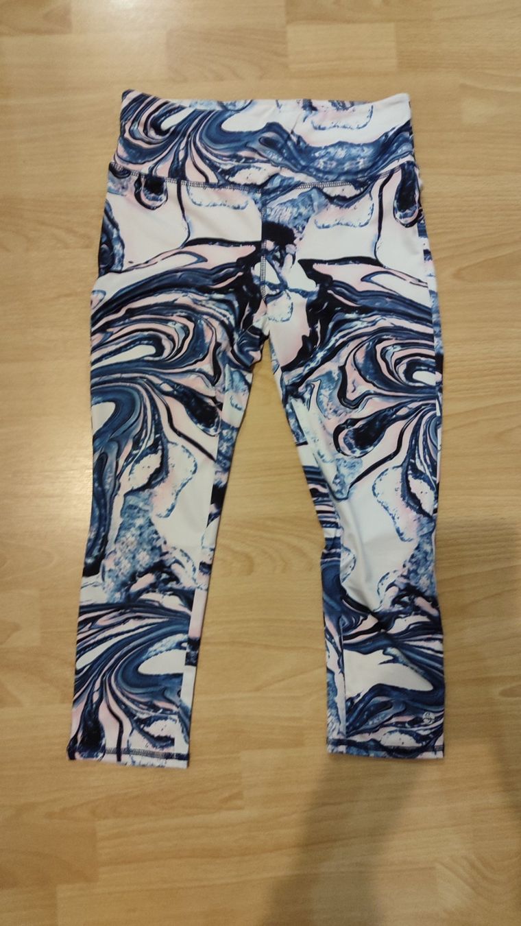 Nike Pantaloni: Sporthosen, Gr. S, Set: 4 Stk. – Nuovo (secondo la descrizione) da Zürich venduto da nic_xm7s 6