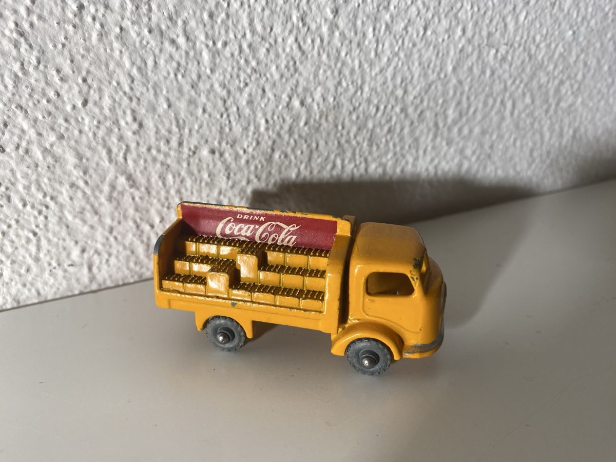Lesney Modellini d'auto: Lesney cola truck – Usato da Winterthur venduto da ben_9vxx