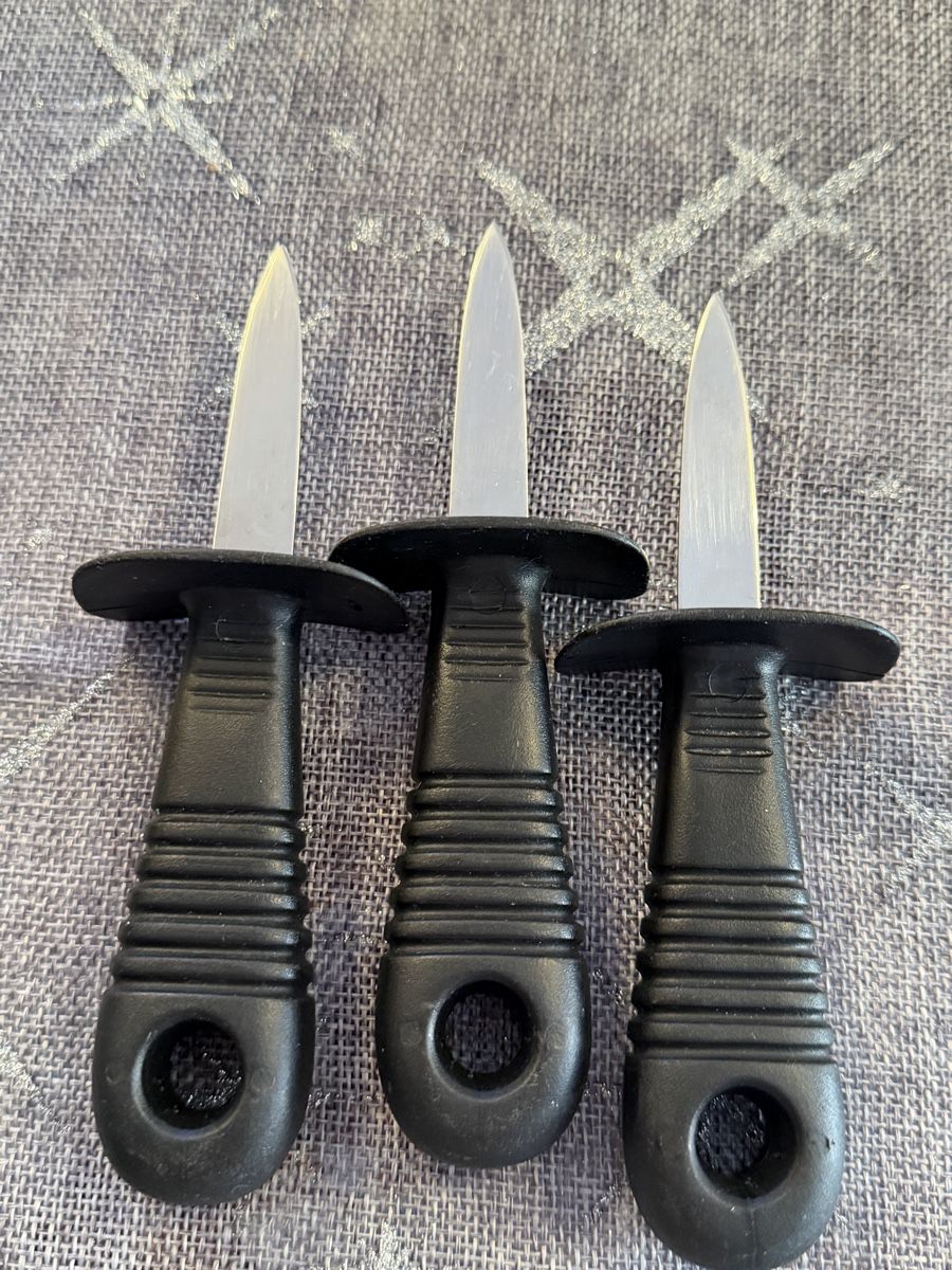 Coltelli da cucina: Lot de 3 couteaux à huître – Usato da SION venduto da MARCO-P-SION 1