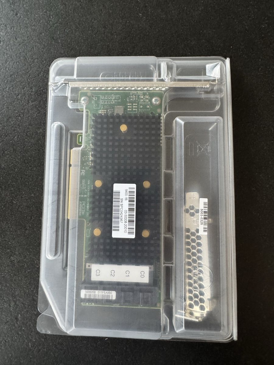 Intel Unità & Adattatore: Intel RAID Adapter RSP3MD088F originalverpackt – Nuovo e nell'imballaggio originale da Berneck venduto da Koenner.J 2