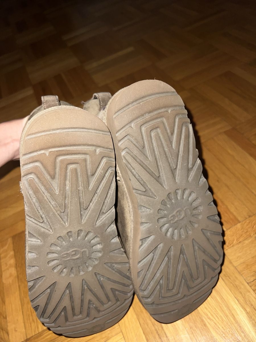 Ugg Scarpe da donna: UGG Boots – Usato da Wallisellen venduto da NE90 1