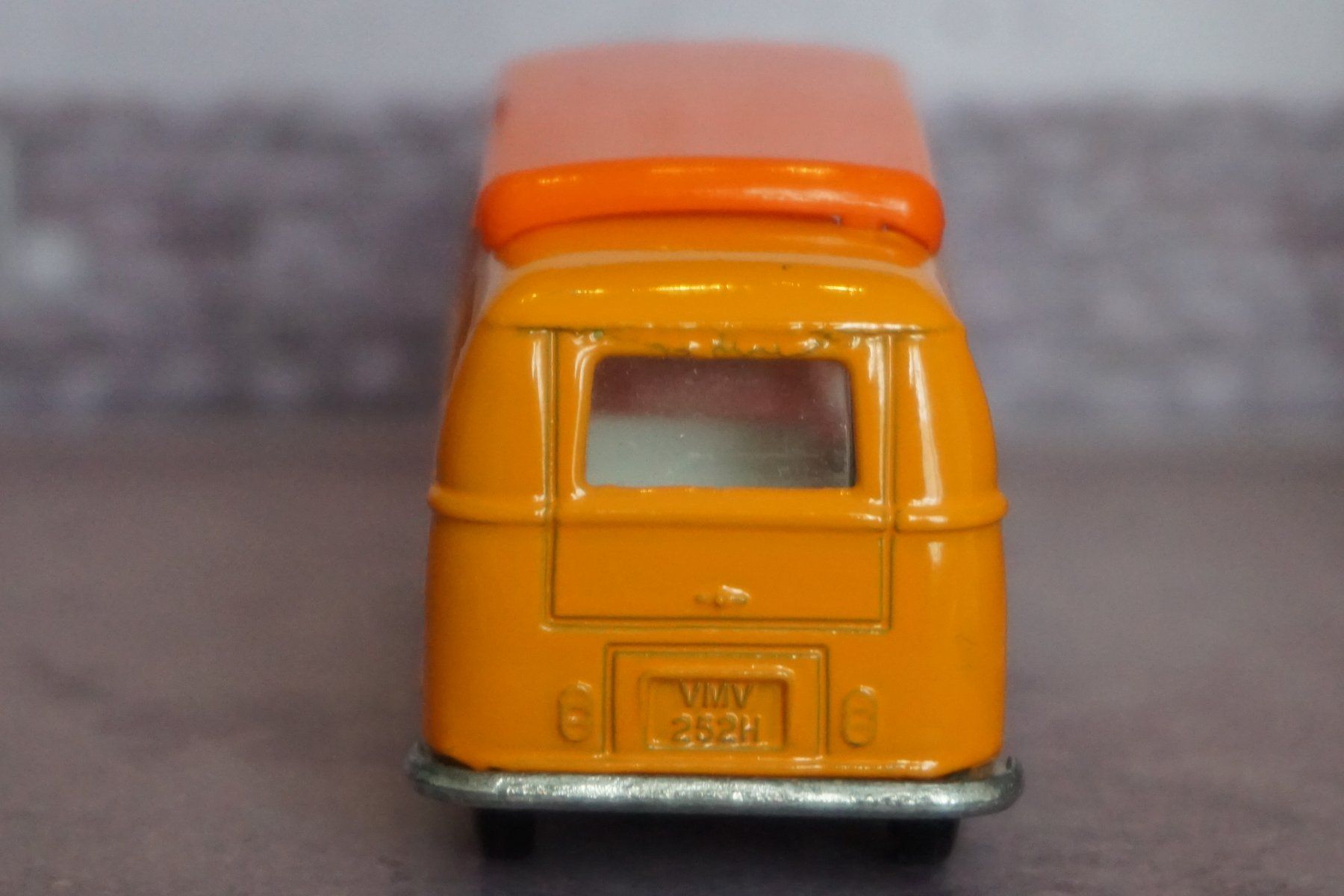 Matchbox Modellautos: Matchbox VW Bus T2 Champer COOL ALT !!!!!!!!!!!!!!!!!!! – Gebraucht aus Reiden von Doppeldecker69 2