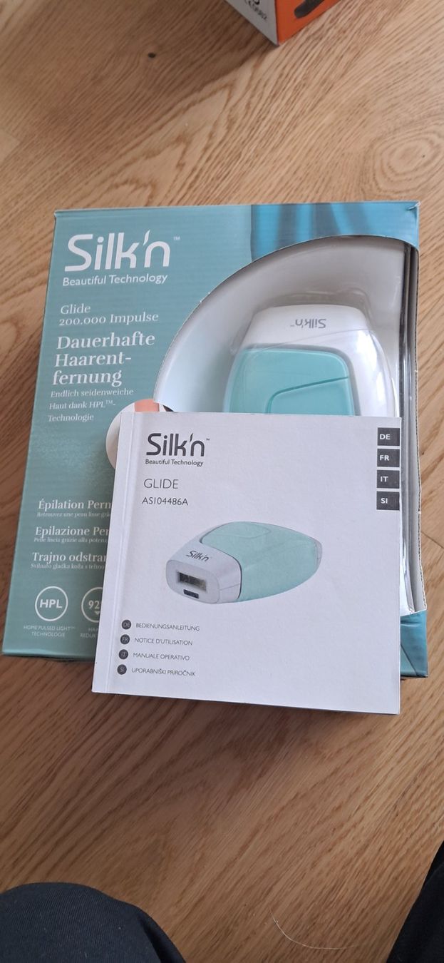 Epilatori: Silk'n Glide 200.000 Impulse Haarentfernungsgerät – Nuovo (secondo la descrizione) da Chur venduto da Okapi77 1