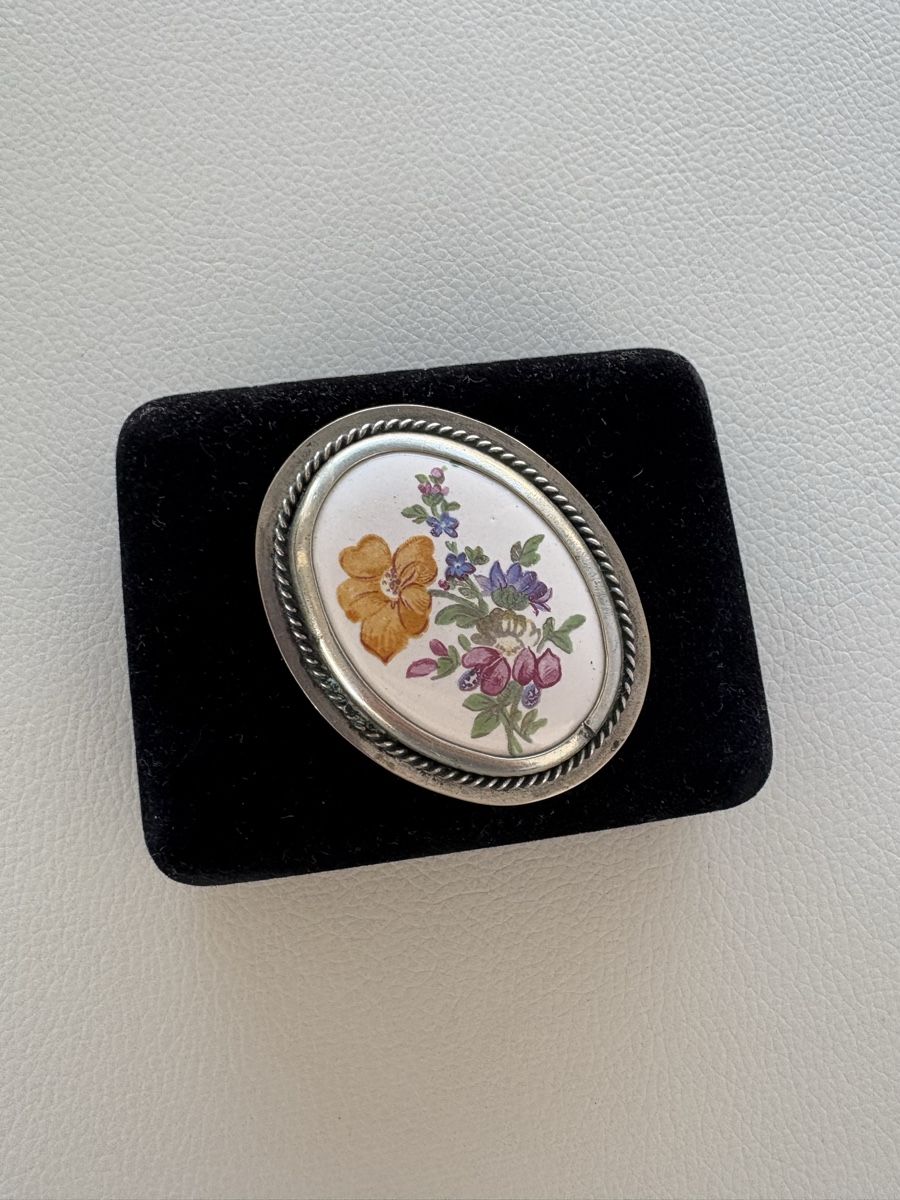 Broschen & Nadeln: brooch decal ,vintage, good condition – Gebraucht aus Lausanne von oyu_hgg5 3