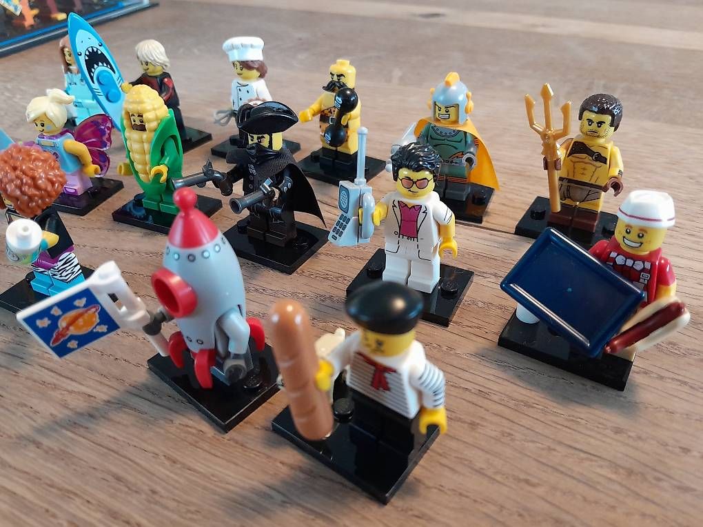 Lego Spielzeuge: Lego minifigures série 17 – Gebraucht aus Bercher von tonicee 1