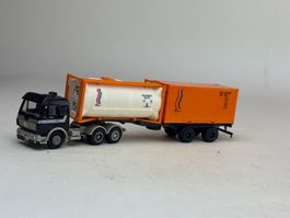 VE1- Herpa Mercedes Container Sattelzug