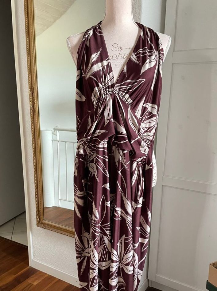 Tute: Jumpsuit Neckholder 40/42 – Usato da Fehraltorf venduto da Nadja0205