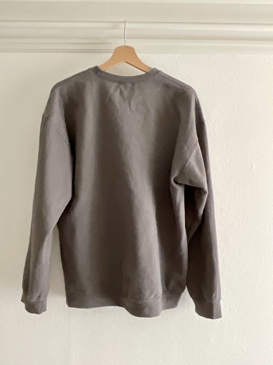 Pullover & Sweatshirts: Atlantic Drift Title Screen Crew Charcoal – Gebraucht aus Luzern von Everything_Must_Gooo 1