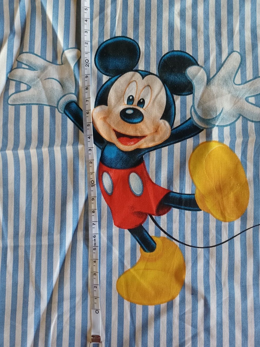 Tessuti: Stoffrest Micky – Usato da Wangen SZ venduto da Koenigskind83 1
