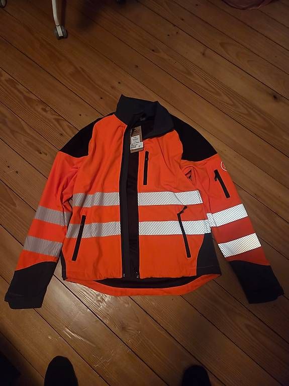 Vestes: Tapio Protect Forstjacke Neu – D'occasion à Spiez par lor_8vsd