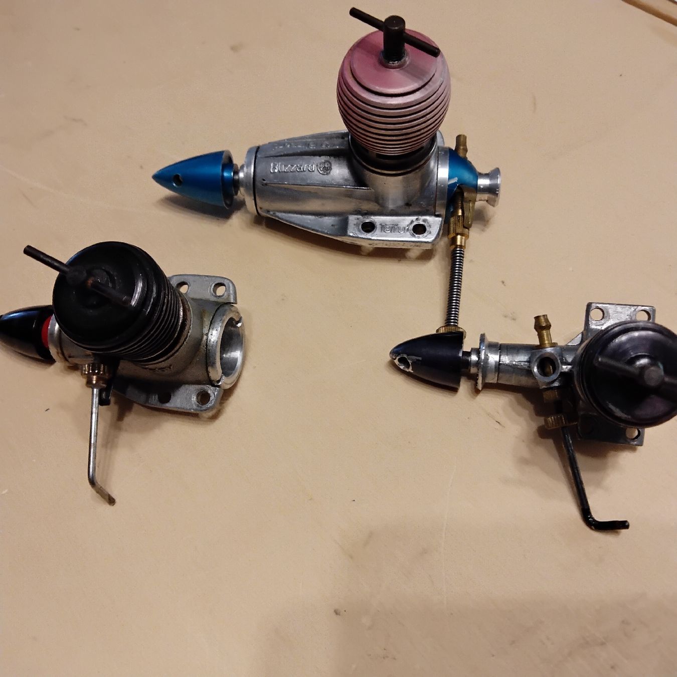 Modellismo RC: 3Stück Taifun Modellmotoren – Usato da Bad Ragaz venduto da Pizalun 1