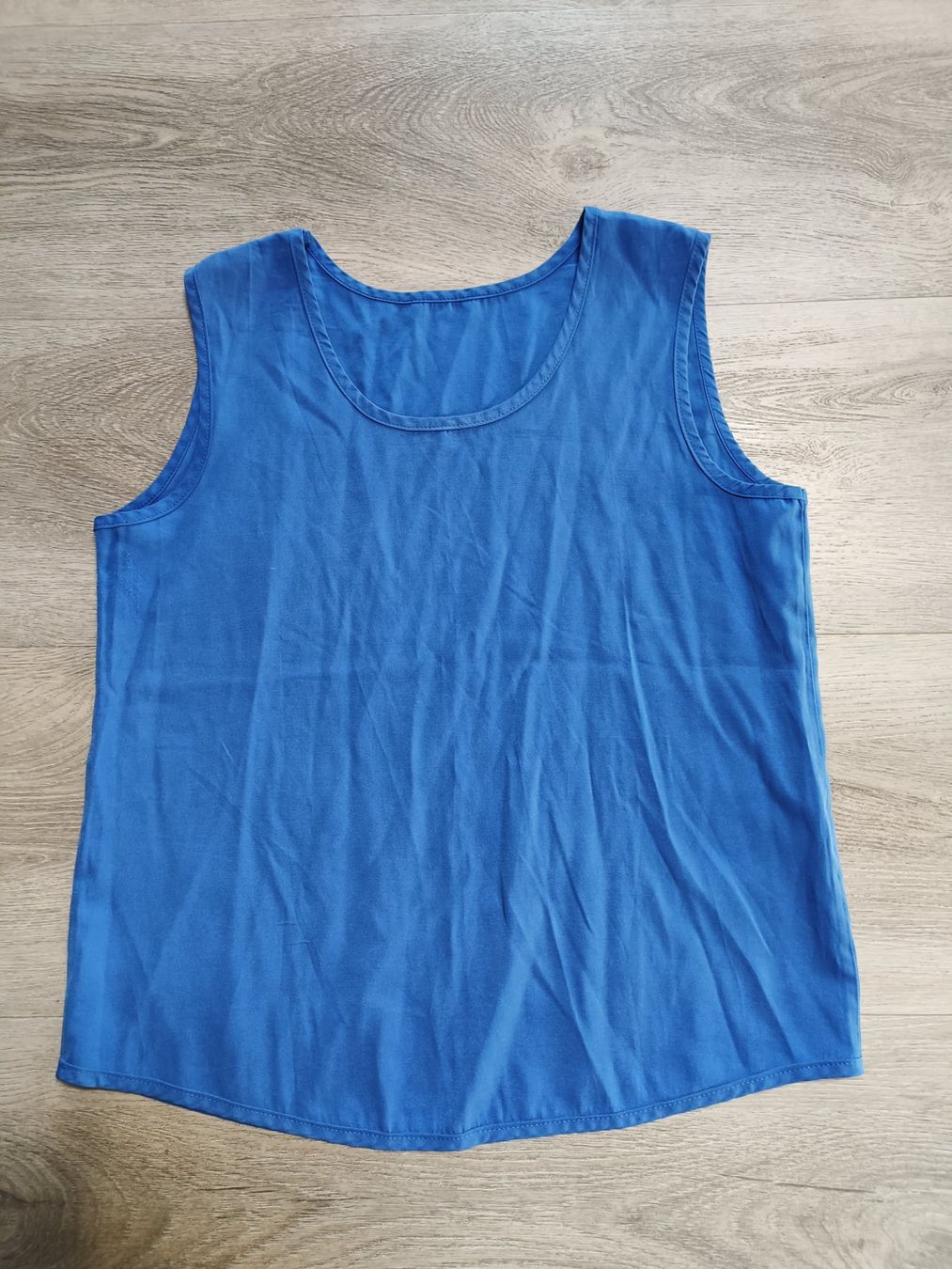 Top: Blaues Top 40/42 – Usato da Bätterkinden venduto da Elefantenzoo