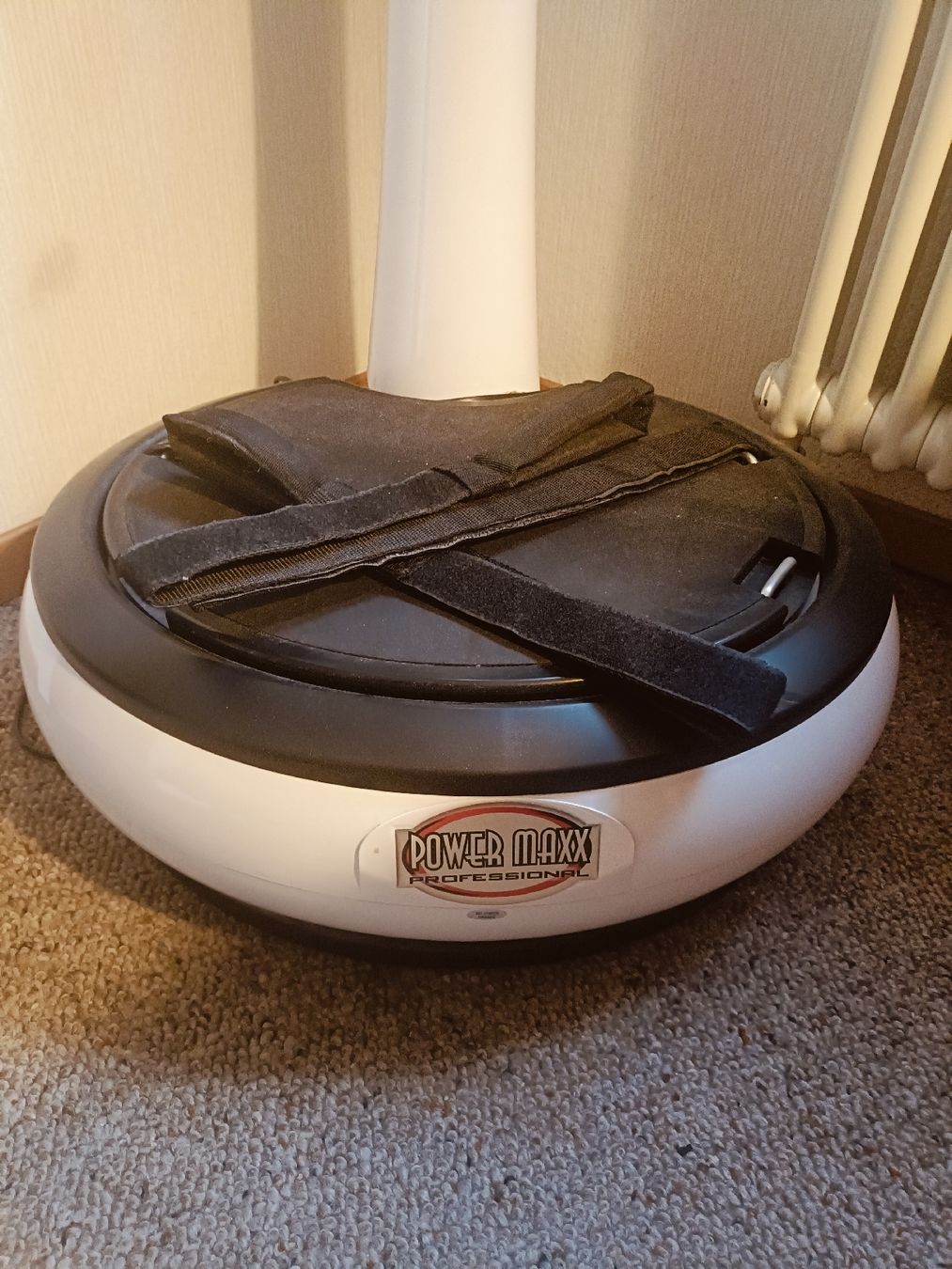 Hometrainer: Power Maxx Profesional - Vibrationsplatte – Usato da Schliern b. Köniz venduto da SecondHandJosh 2
