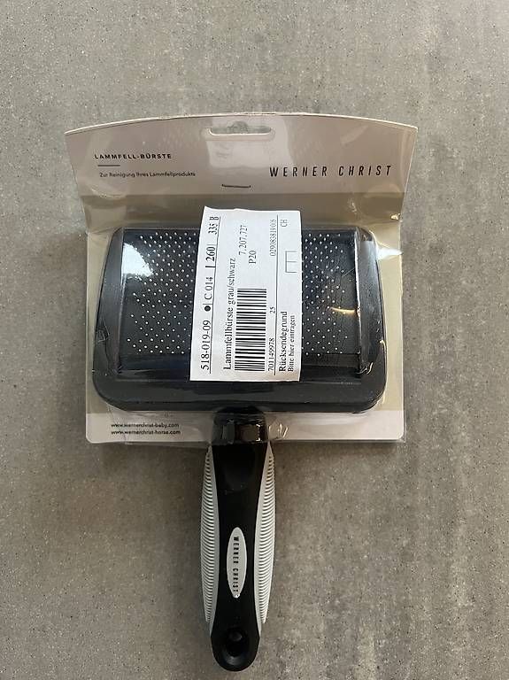 Altro per la cura dei capelli: Lammfellbürste Neu und Originalverpackt  – Usato da Bergdietikon venduto da Katja_Toretto
