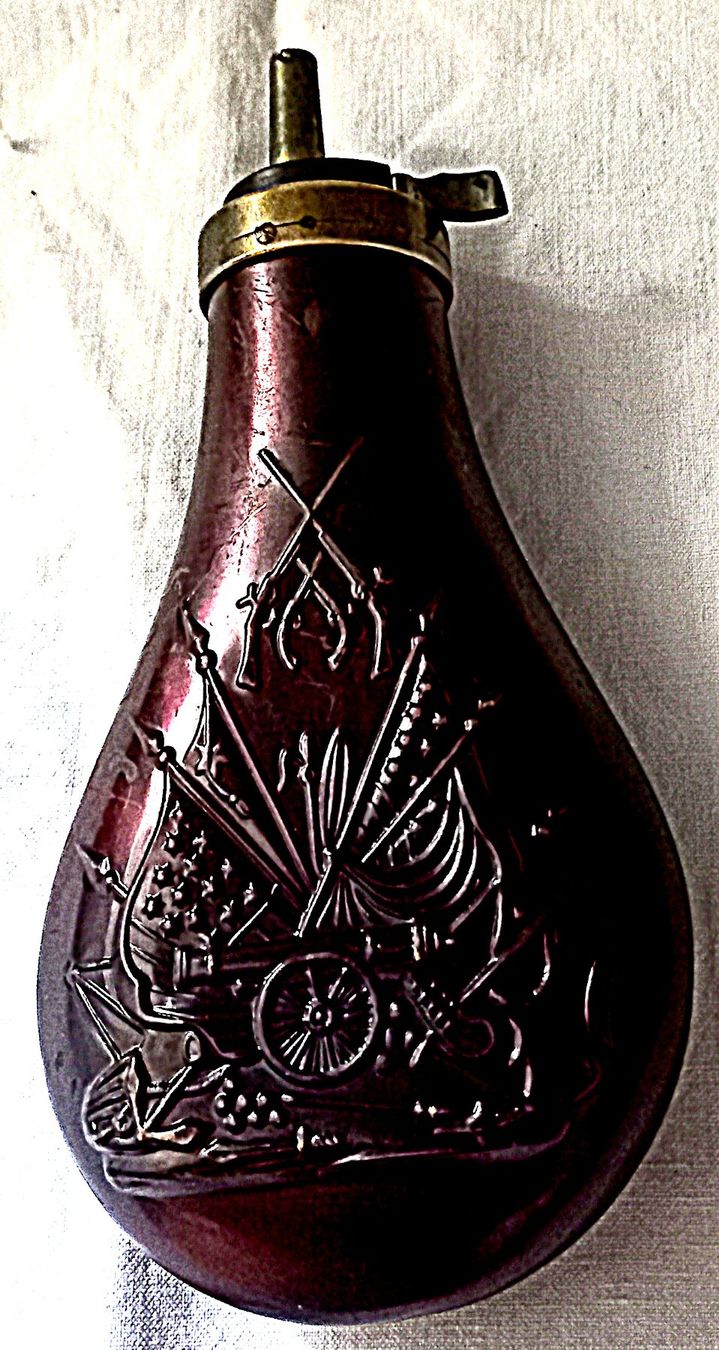Autres vaisselles & verres: Muskete Pulverflasche – D'occasion à Baar par 2cvbaar 1