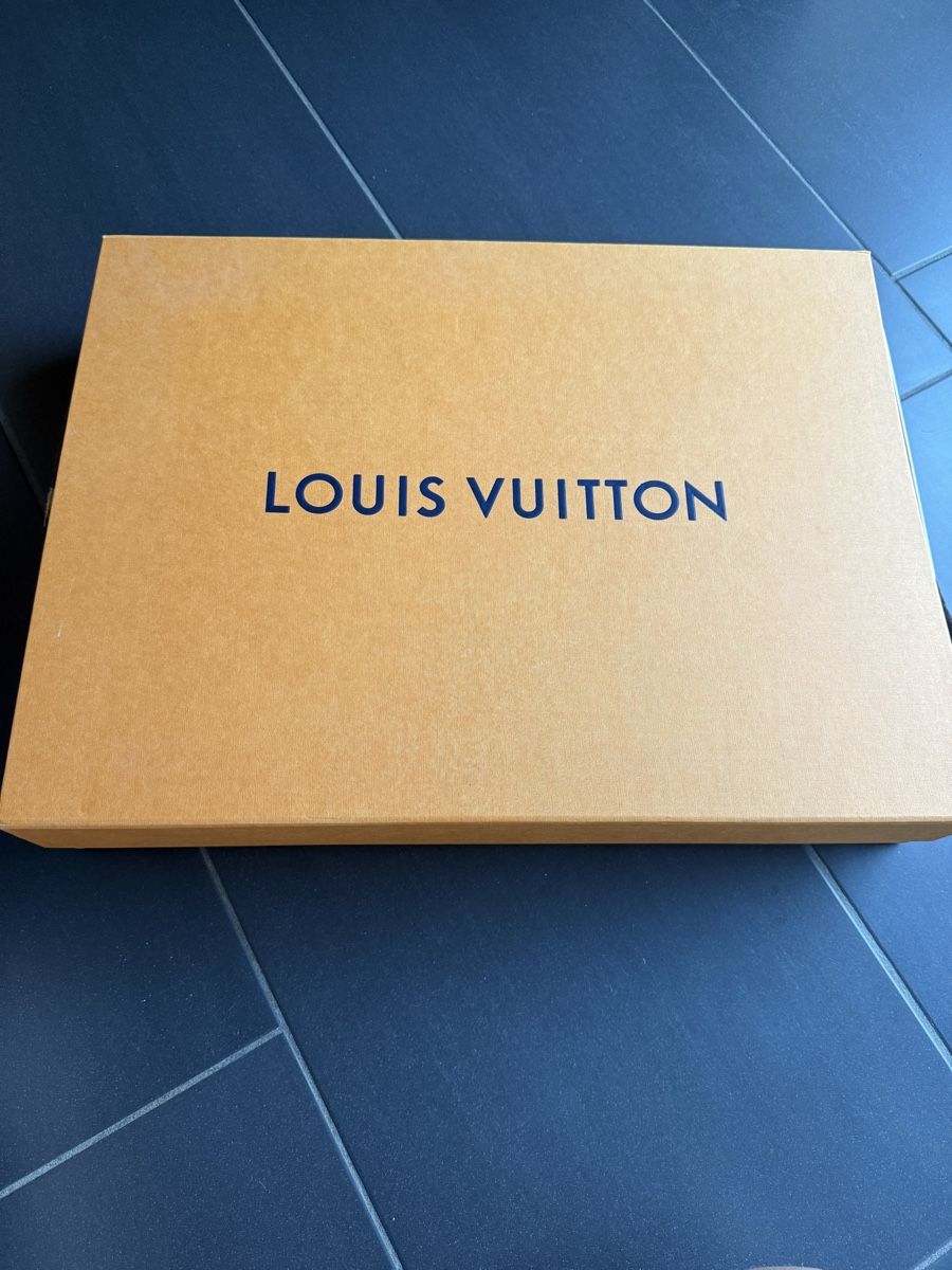 Teli da bagno: Louis Vuitton Strandtuch, monogram, inkl. Box, neuwertig – Usato da Winterthur venduto da Mhaselnuessli 3