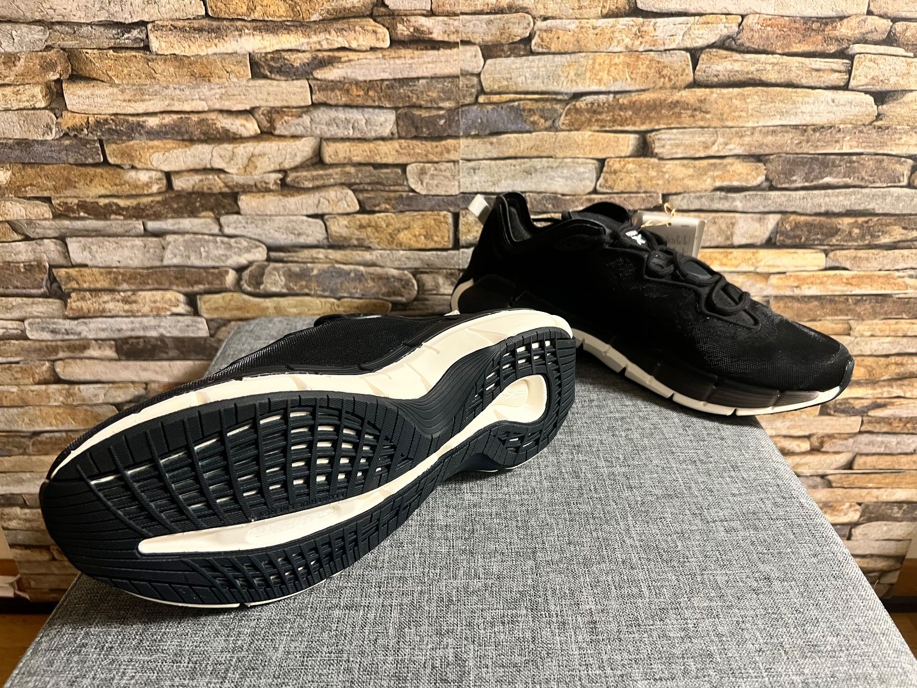 Reebok Scarpe da uomo: Reebok Zig Kinetica II Grow Gr. 40.5 – Nuovo e nell'imballaggio originale da Bern venduto da No1e 6