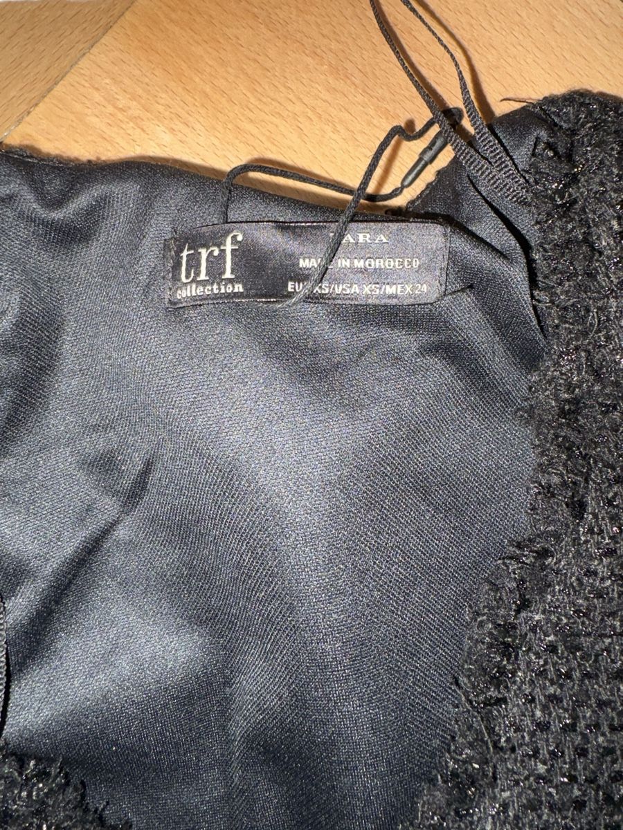 Zara Lotti di vestiti: Zara Tweed Kleider Set – Usato da st. gallen venduto da everythingyouwishfor 2