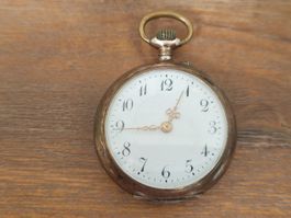 TASCHENUHR AUS SILBER 31 MM LÄUFT 