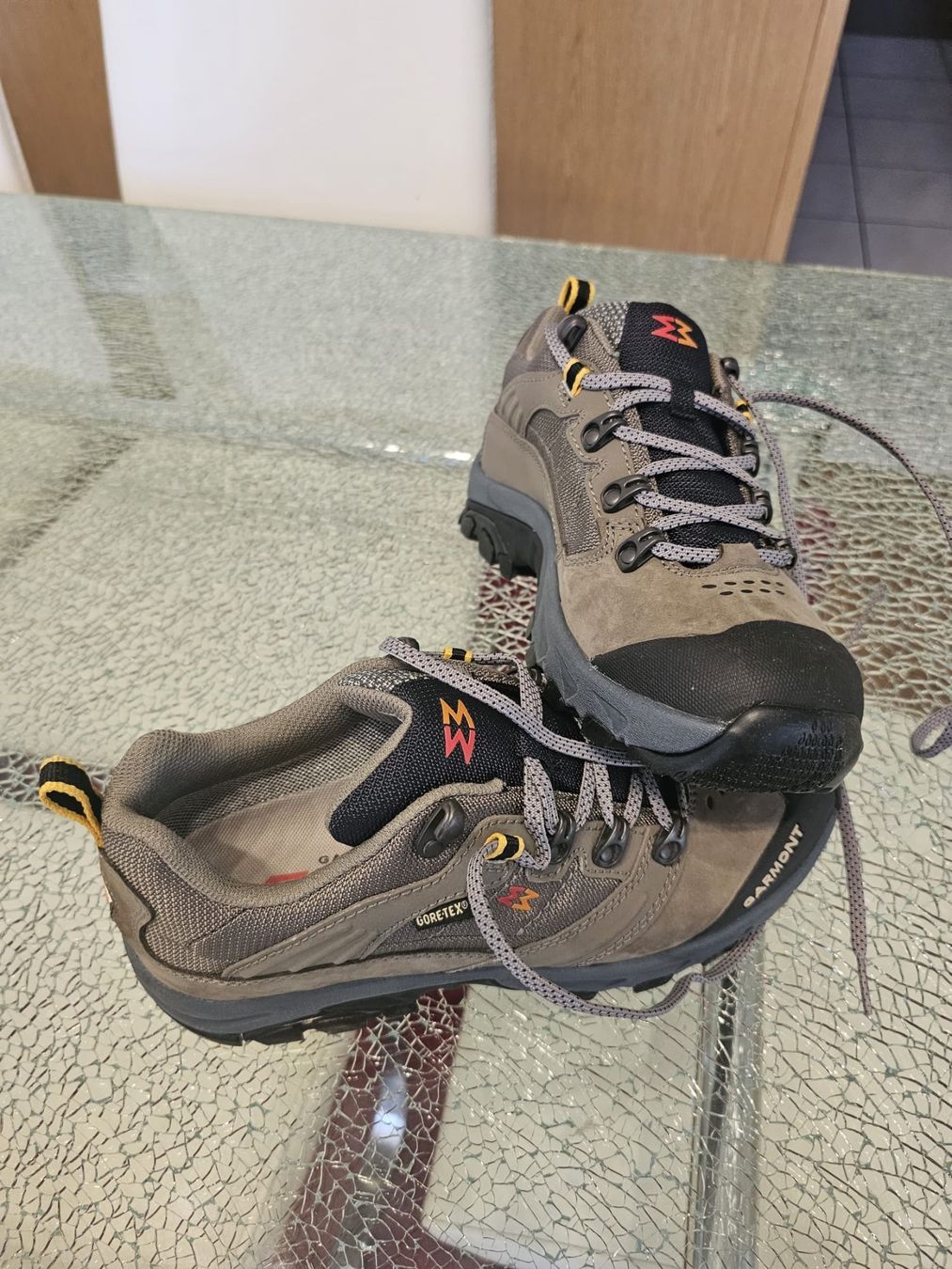Garmont Scarpe per ragazzi: Garmont Gr. 38 – Nuovo e nell'imballaggio originale da Luzern venduto da Edii025 9